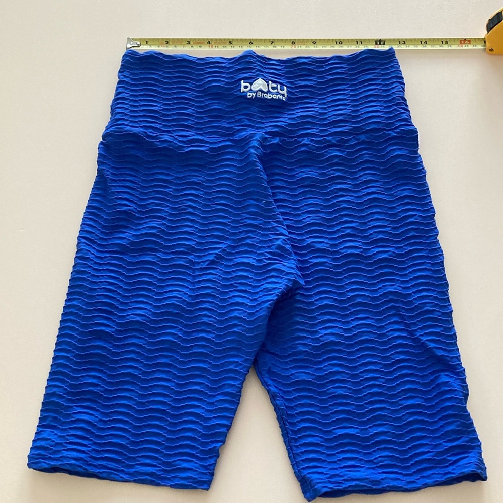 Booty by Brabants Blue Cropped Pants One Size